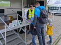 Wir hatten Fühlkästen dabei, die Kinder lösten die Aufgabe mit Bravour.
